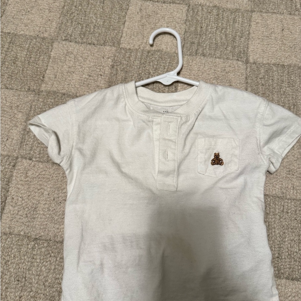 GAP White Short Sleeve Henley Tee with Bear Patch